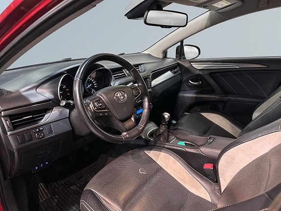 Toyota Avensis 7 of 20