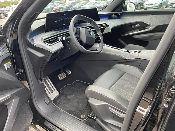 Peugeot 5008 5 of 5