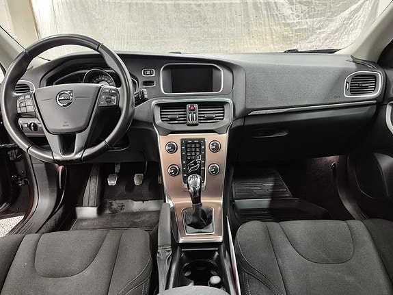 Volvo V40 Cross Country 6 of 7