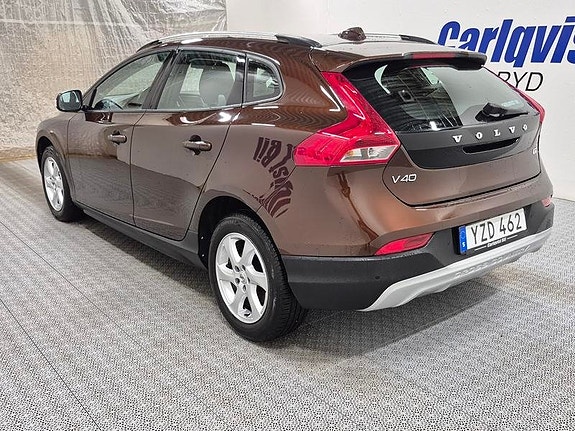 Volvo V40 Cross Country 5 of 7