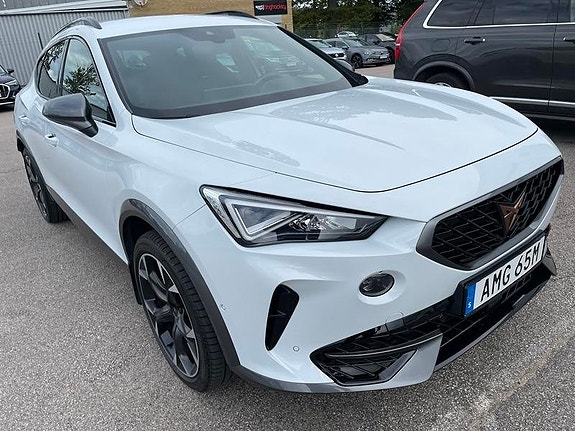 Cupra Formentor 2 of 5