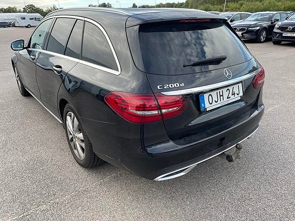 Mercedes-Benz C200 d 4 of 5