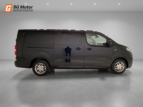 Opel Vivaro 8 of 19