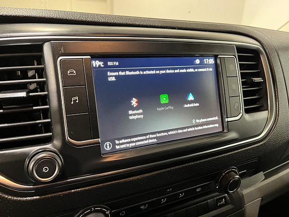 Opel Vivaro 16 of 19