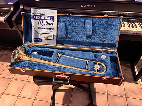 Product image 1 of 3