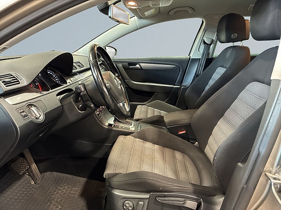 Volkswagen Passat 7 of 20