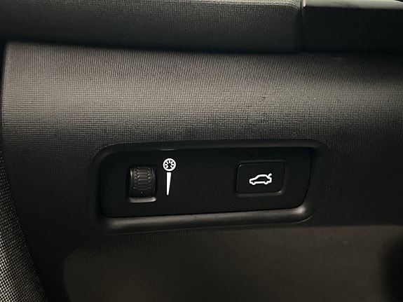Polestar 2 15 of 30