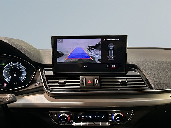 Audi Q5 11 of 23
