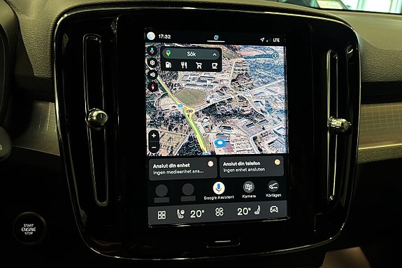 Volvo XC40 15 of 20
