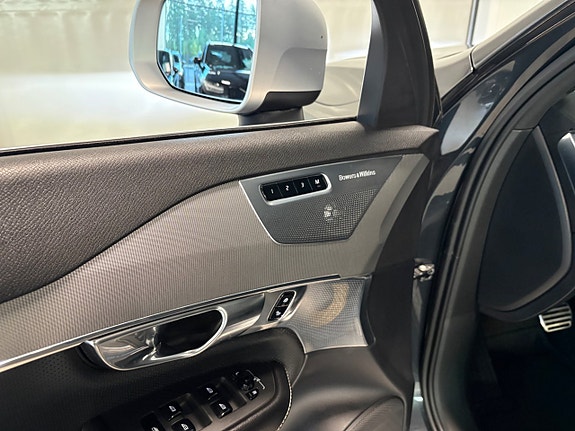 Volvo XC90 9 of 27