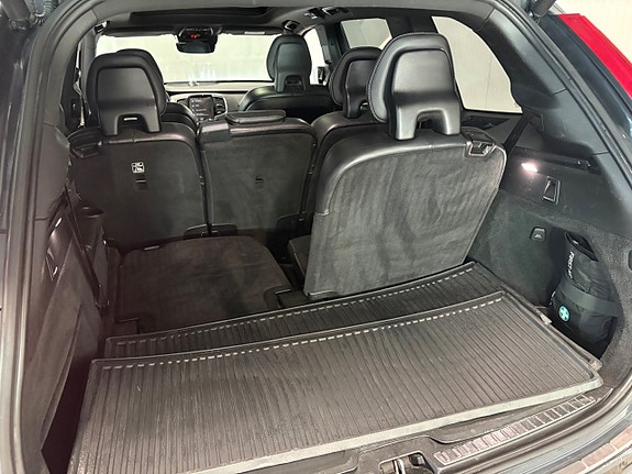 Volvo XC90 26 of 27