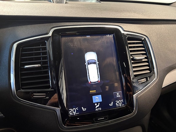 Volvo XC90 21 of 27