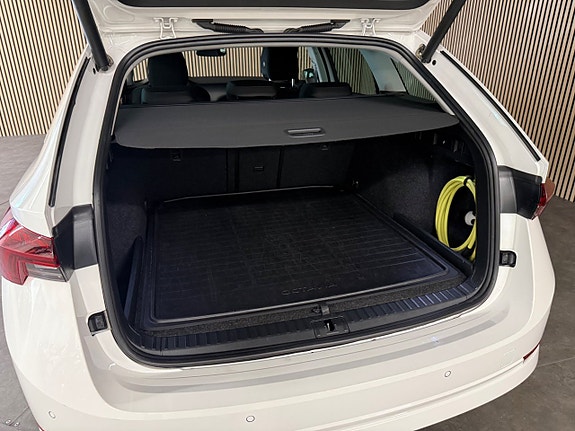 Skoda Octavia 17 of 24