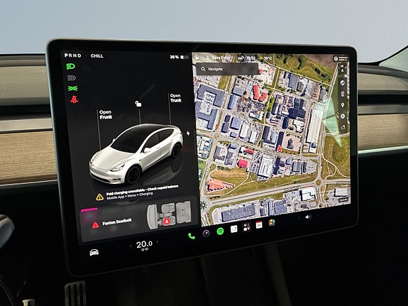 Tesla Model Y 14 of 23