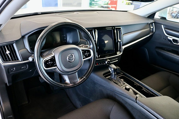 Volvo V90 12 of 17