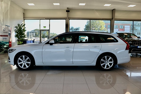 Volvo V90 7 of 17