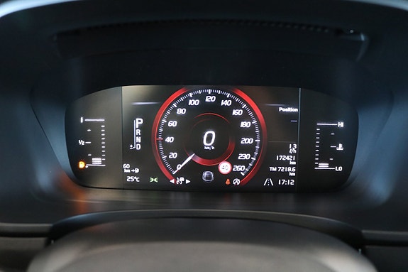 Volvo V90 14 of 17