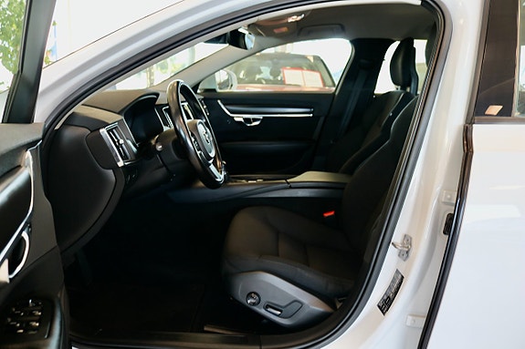 Volvo V90 10 of 17