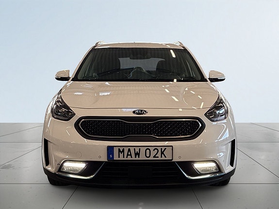 Kia Niro 2 of 27