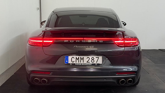 Porsche Panamera 4S 11 of 30