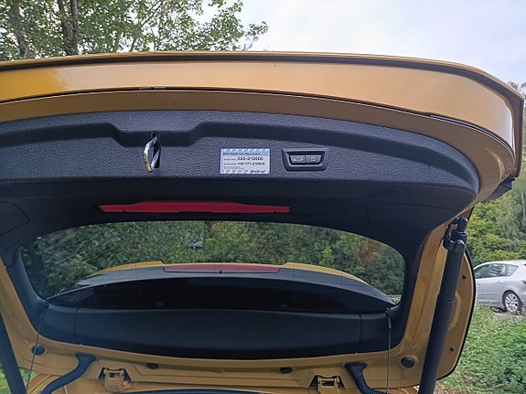 BMW X2 12 of 21