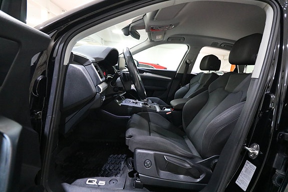 Audi Q5 8 of 22