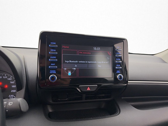 Toyota Yaris 20 of 30