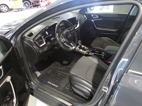 Kia XCeed 9 of 21