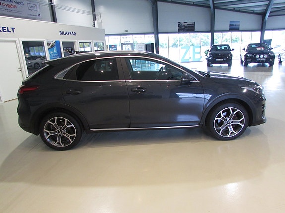 Kia XCeed 4 of 21