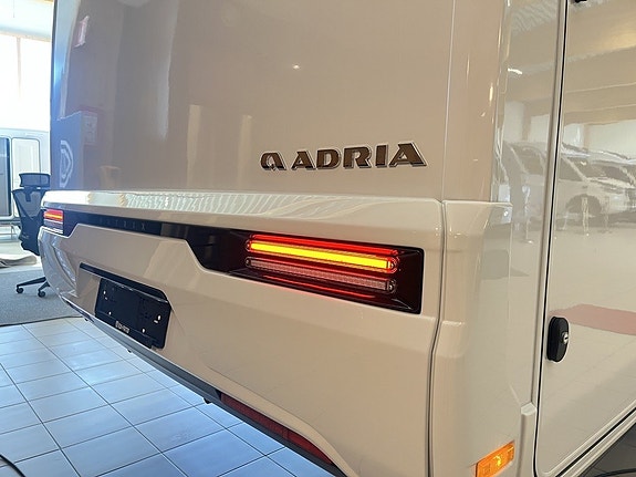 Adria MATRIX SELECT 670 SL (2027+TRUMA D6E+Aut 140hk+5 bält) 6 of 29