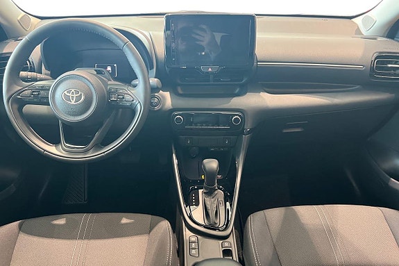Toyota Yaris 10 of 21