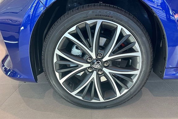 Toyota Yaris 17 of 21