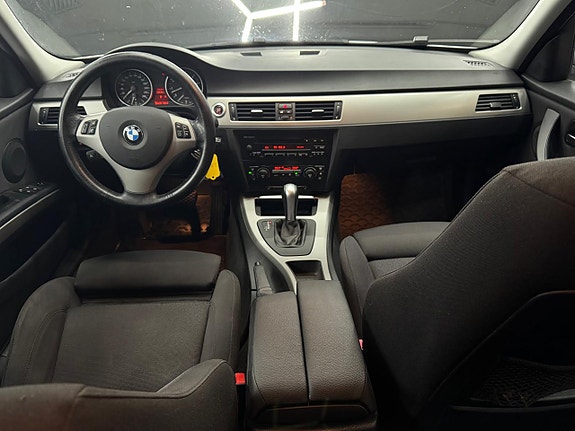 BMW 325i 18 of 20
