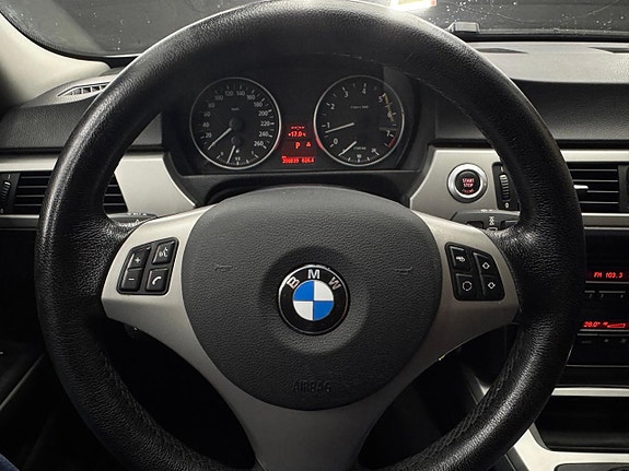 BMW 325i 14 of 20