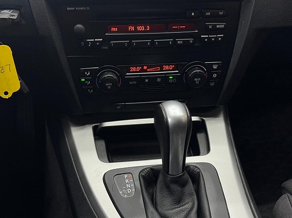 BMW 325i 11 of 20