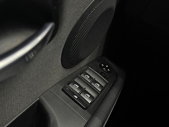 BMW 325i 10 of 20