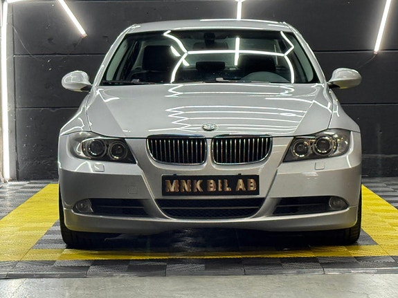 BMW 325i 3 of 20