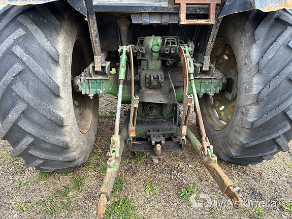 Traktor John Deere 3130 10 of 27
