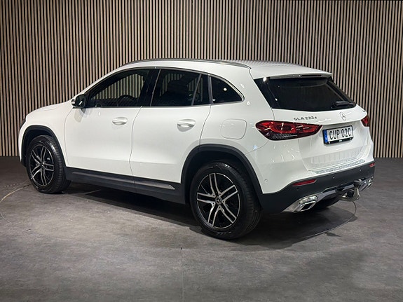 Mercedes-Benz GLA220 d 6 of 27