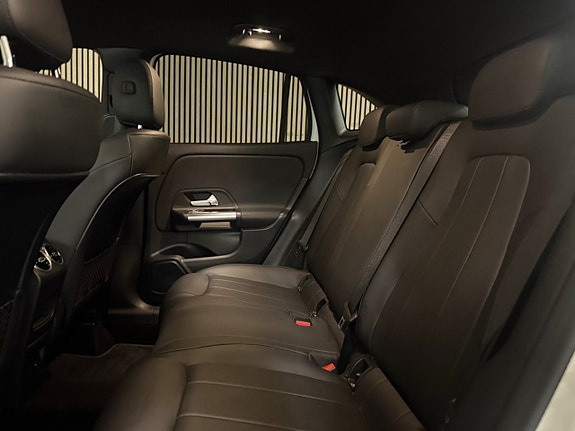 Mercedes-Benz GLA220 d 13 of 27