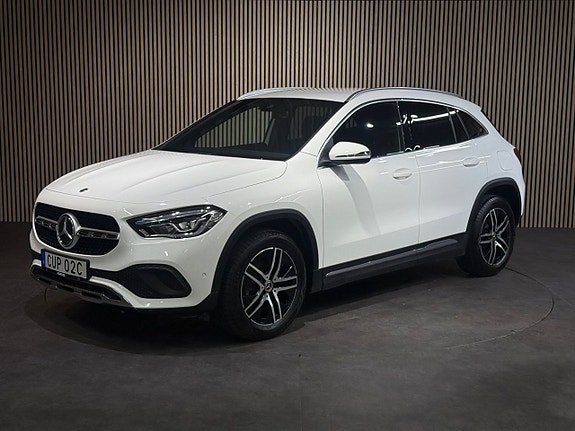 Mercedes-Benz GLA220 d 8 of 27