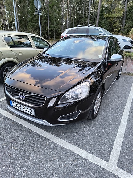 Volvo V60 4 of 10