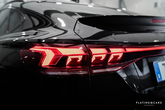 Audi Q6 e-tron 15 of 17