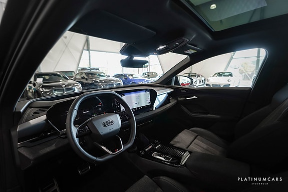 Audi Q6 e-tron 5 of 17
