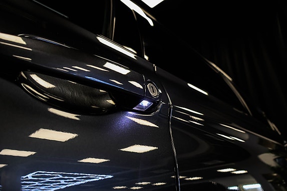 BMW 318d 9 of 28