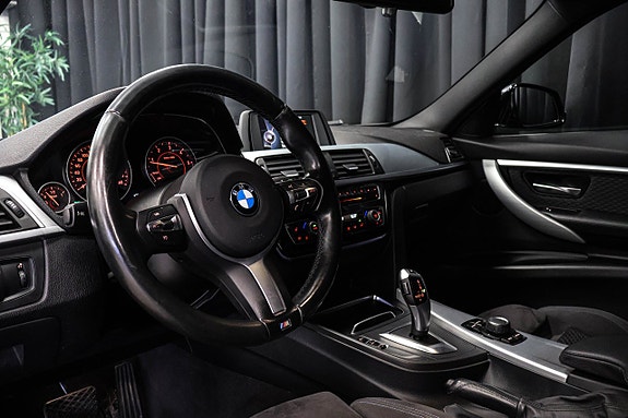 BMW 318d 11 of 28