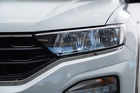 Volkswagen T-Roc 7 of 27