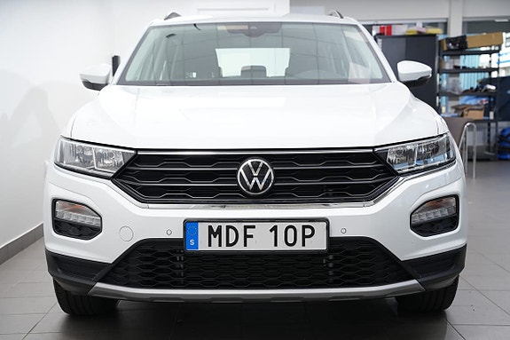 Volkswagen T-Roc 2 of 27