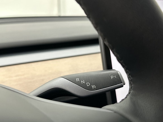 Tesla Model Y 30 of 30