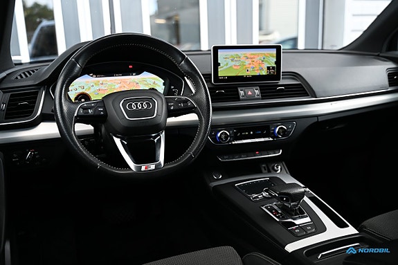Audi Q5 10 of 23